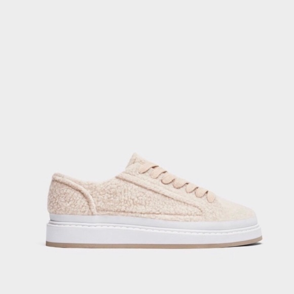 🤩HP🤩Zara Teddy Bear Platform Sneakers - Picture 3 of 5